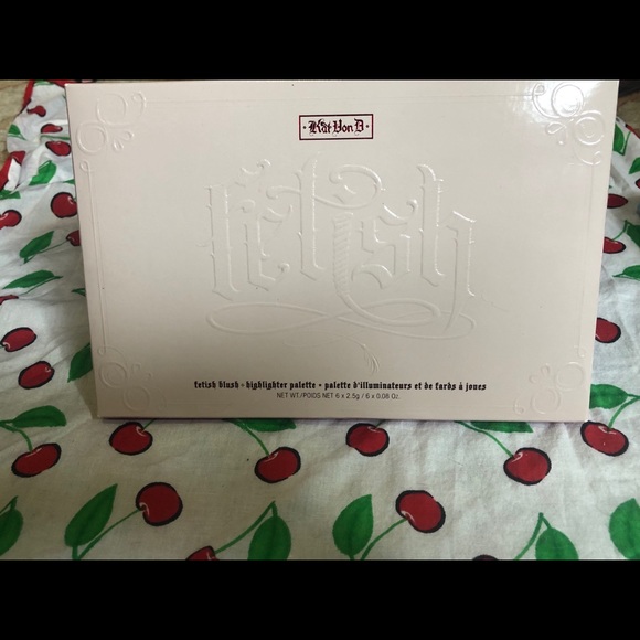Kat Von D Fetish Blush Palette - Picture 8 of 8